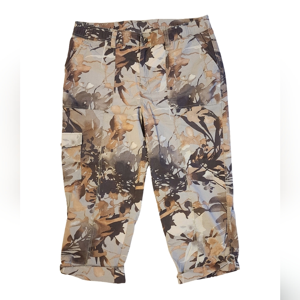 Chico's Multicolor Cargo Capri Pants